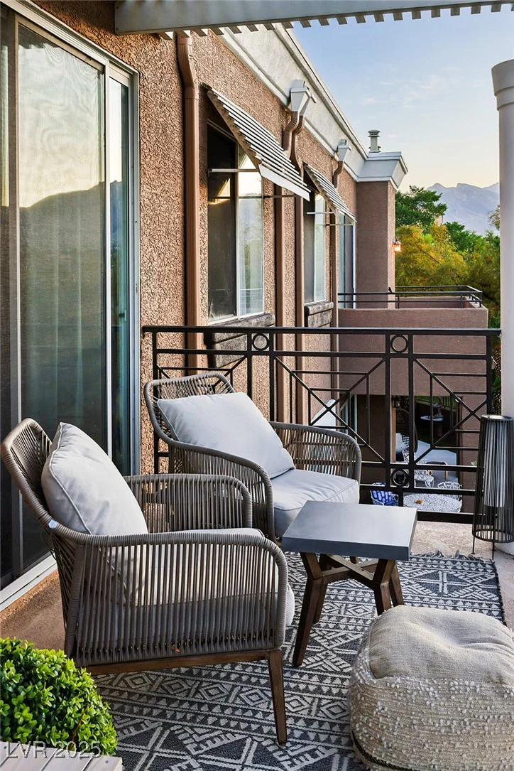 9430 Laguna Niguel, Las Vegas, NV 89134