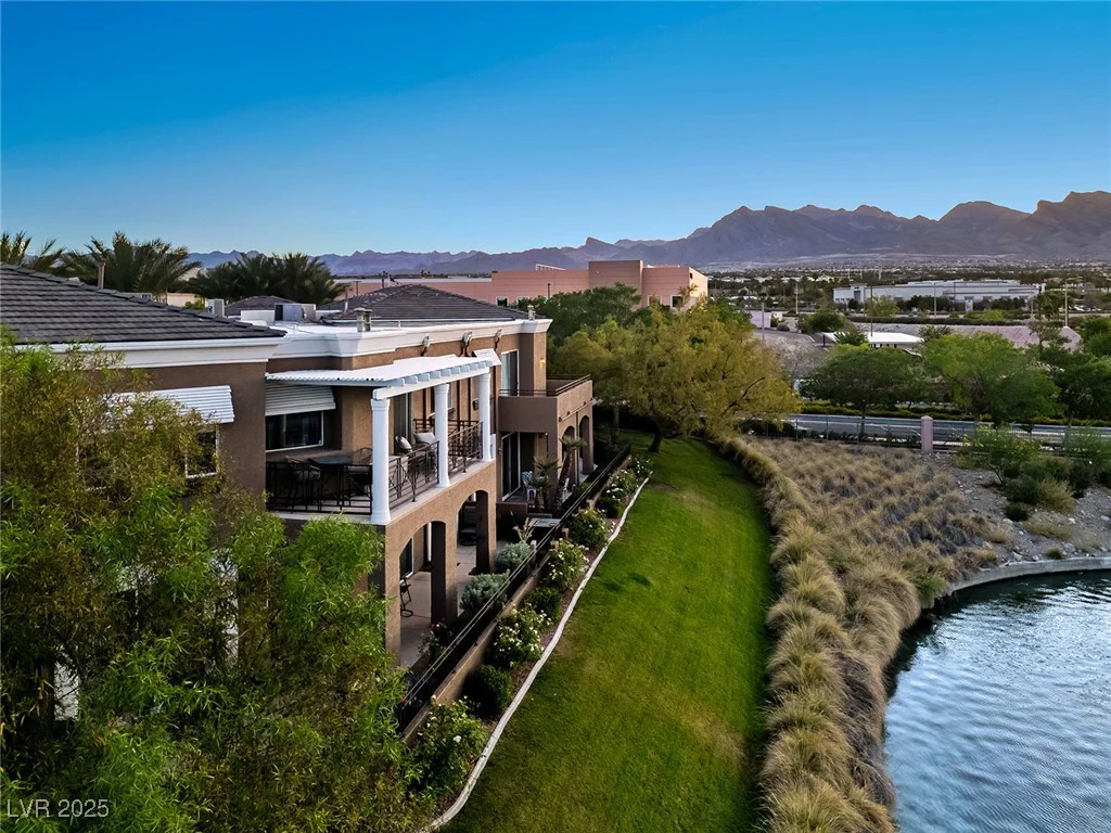 9430 Laguna Niguel, Las Vegas, NV 89134