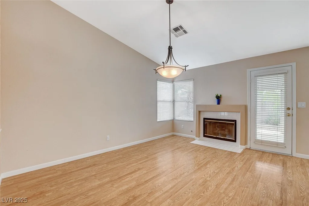 1981 Spring Lake, Henderson, NV 89002