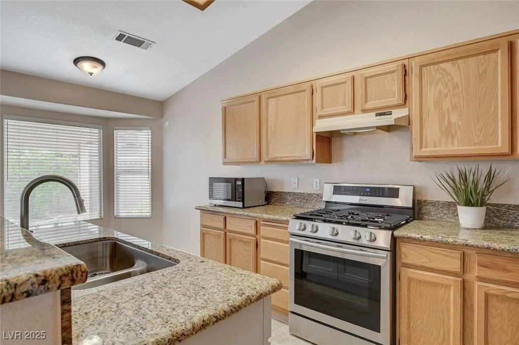1981 Spring Lake, Henderson, NV 89002
