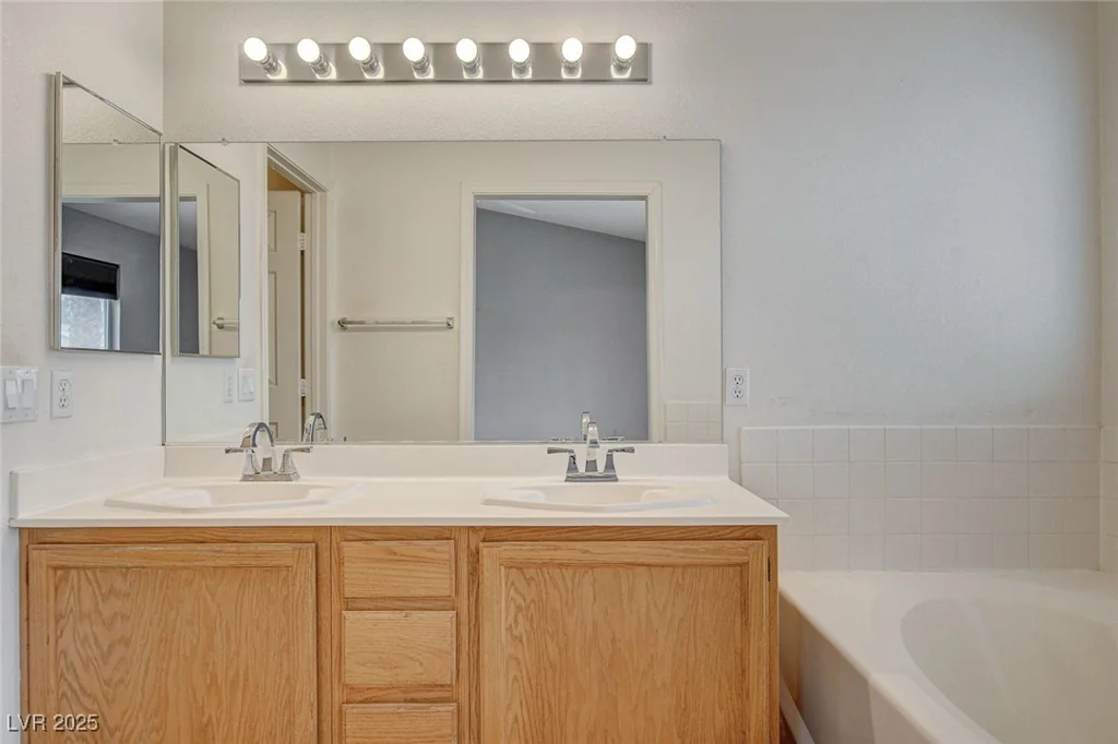1981 Spring Lake, Henderson, NV 89002
