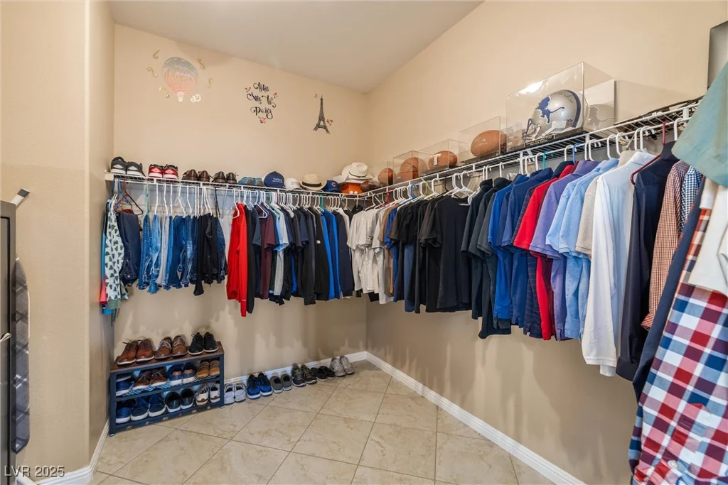 7914 Elk Mountain, Las Vegas, NV 89113