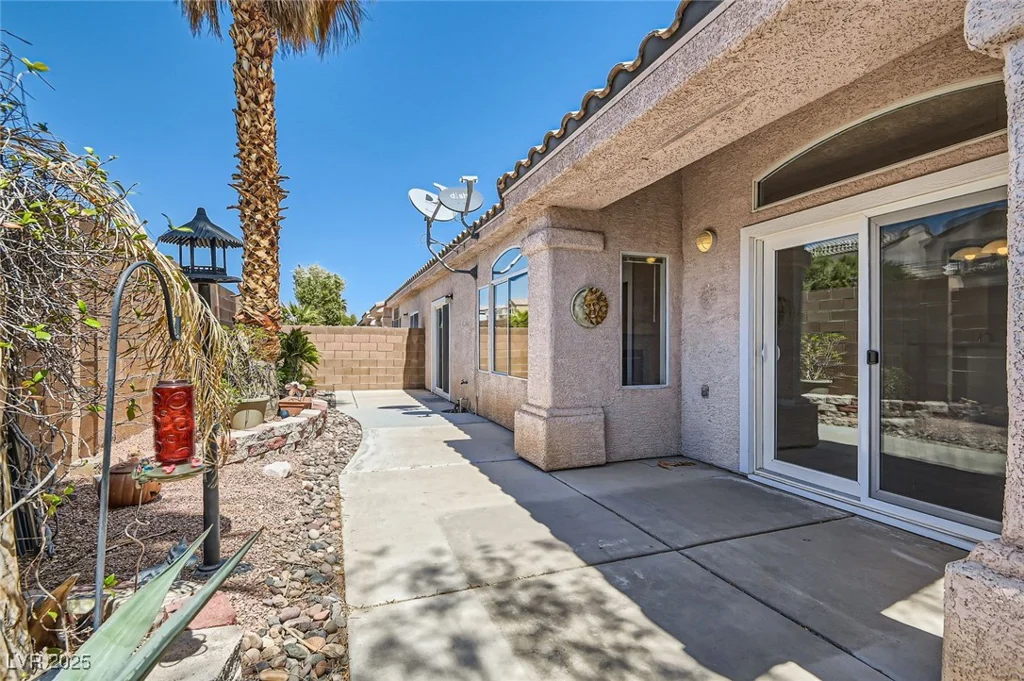 2889 Anteres, Las Vegas, NV 89117