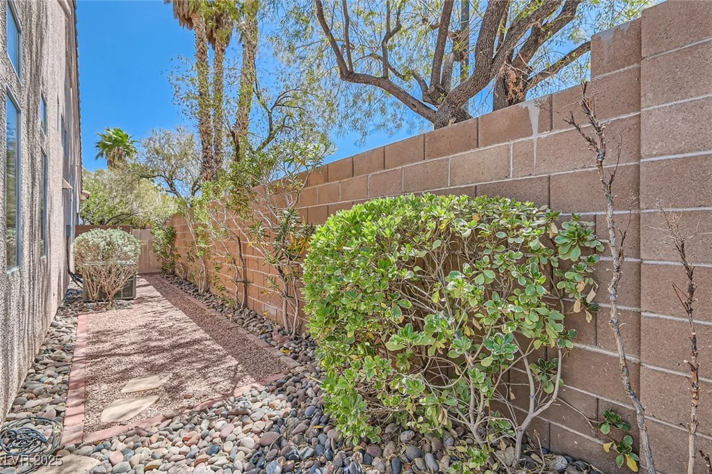 2889 Anteres, Las Vegas, NV 89117