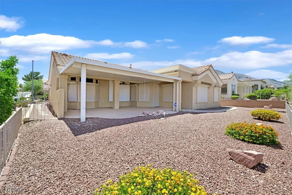 10700 Button Willow, Las Vegas, NV 89134