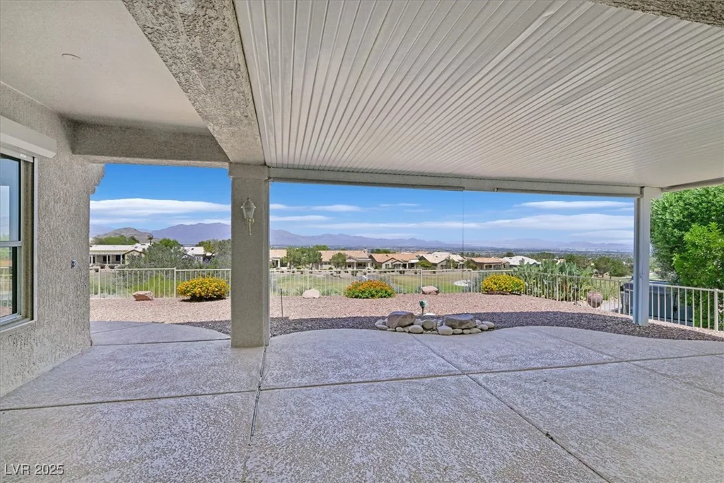 10700 Button Willow, Las Vegas, NV 89134