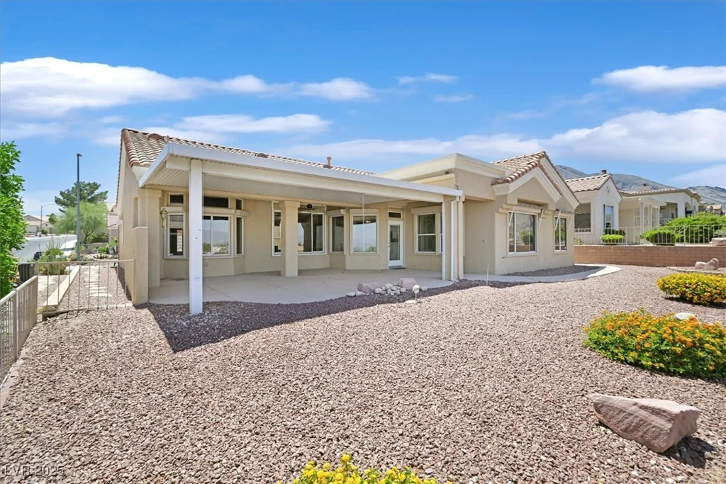 10700 Button Willow, Las Vegas, NV 89134