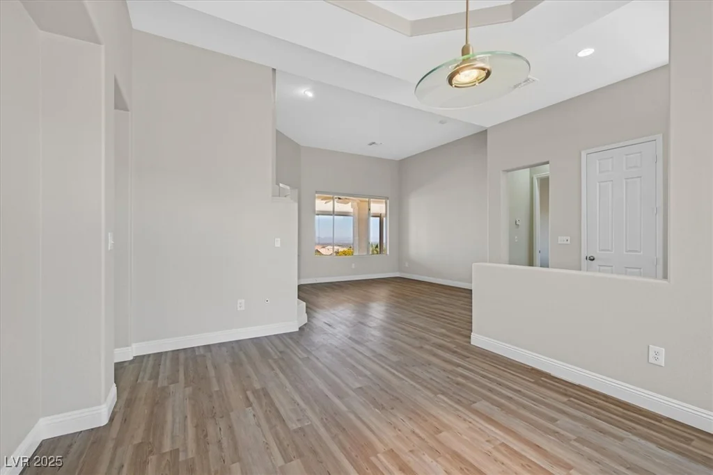 10700 Button Willow, Las Vegas, NV 89134