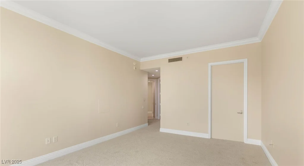 2747 Paradise, Las Vegas, NV 89109