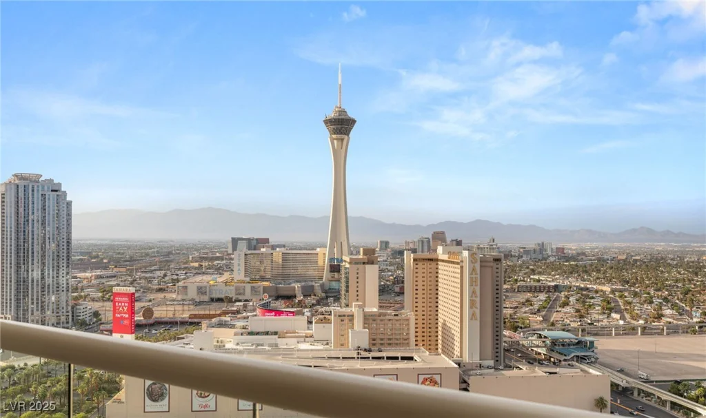 2747 Paradise, Las Vegas, NV 89109