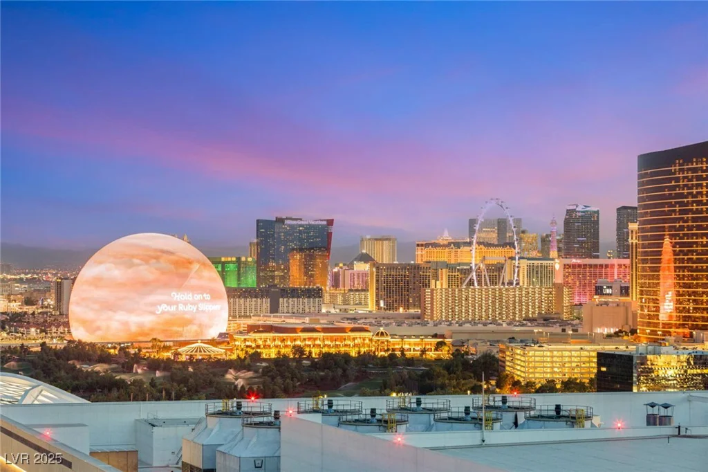 2747 Paradise, Las Vegas, NV 89109