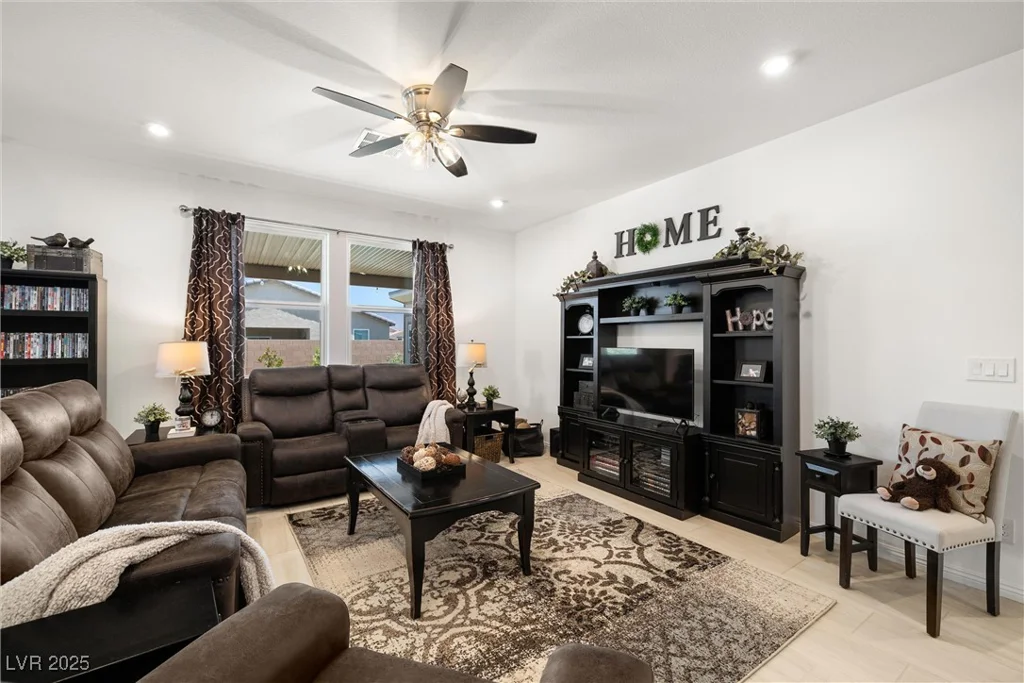 3568 Malheur, Pahrump, NV 89061
