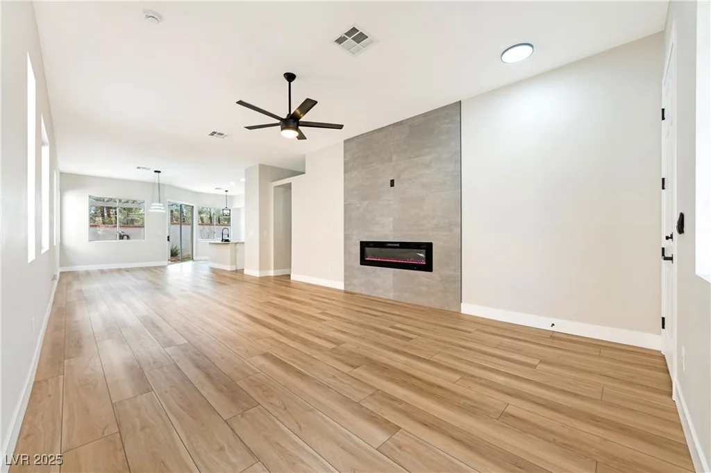 10017 Snow Crest, Las Vegas, NV 89134