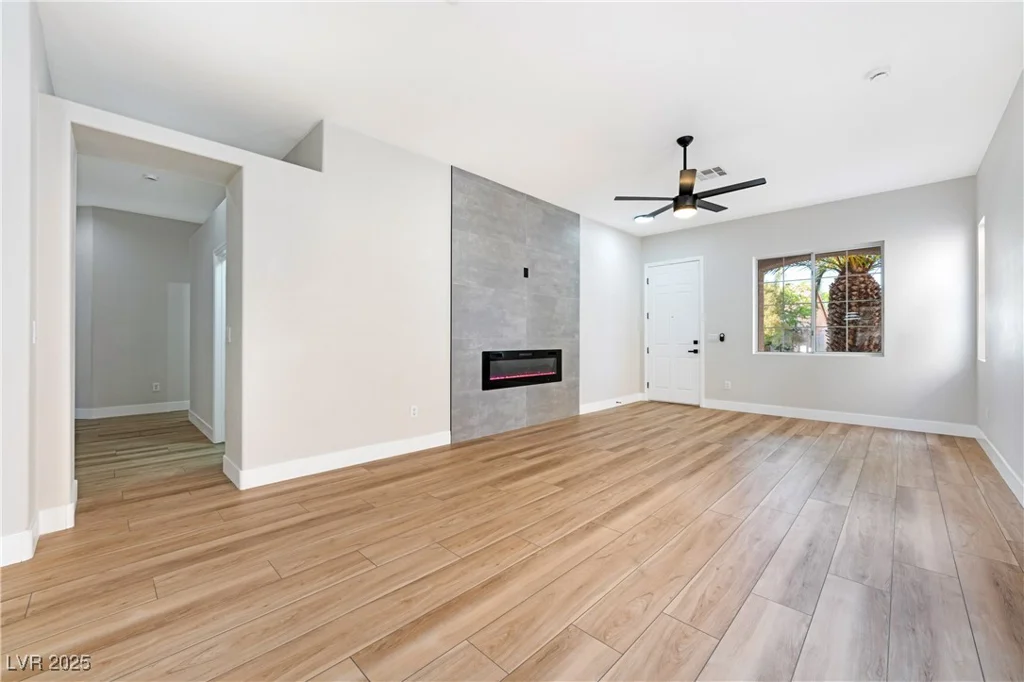 10017 Snow Crest, Las Vegas, NV 89134