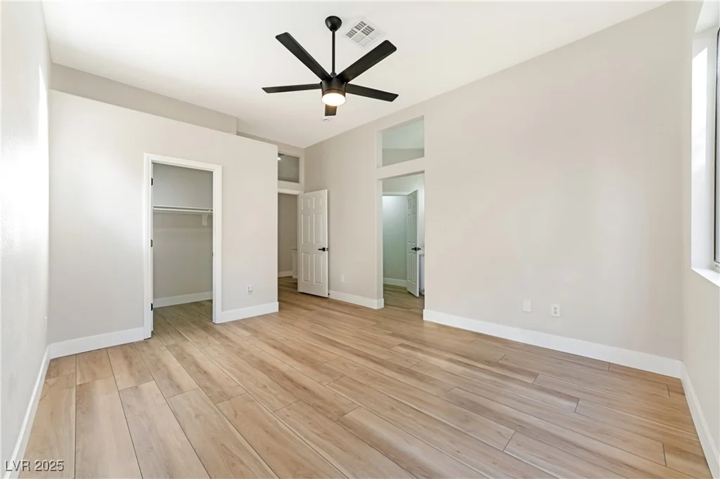 10017 Snow Crest, Las Vegas, NV 89134