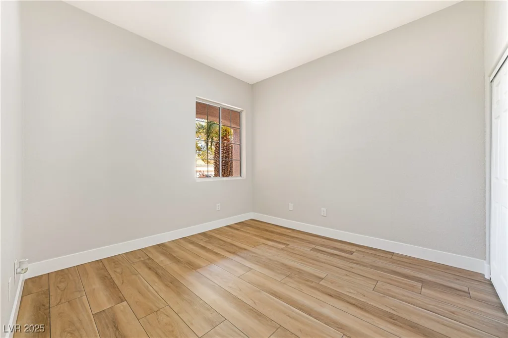 10017 Snow Crest, Las Vegas, NV 89134