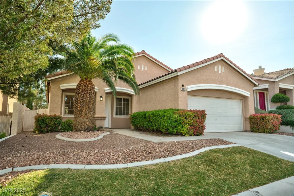 10017 Snow Crest, Las Vegas, NV 89134