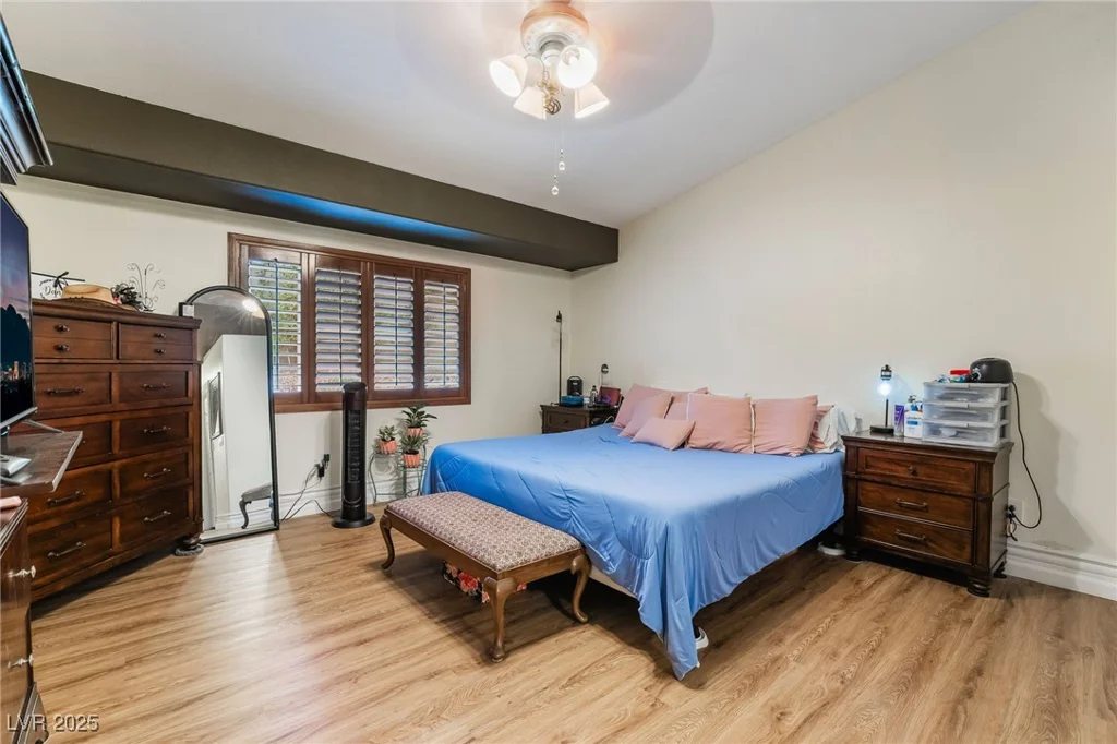 7517 Elk Meadows, Las Vegas, NV 89131