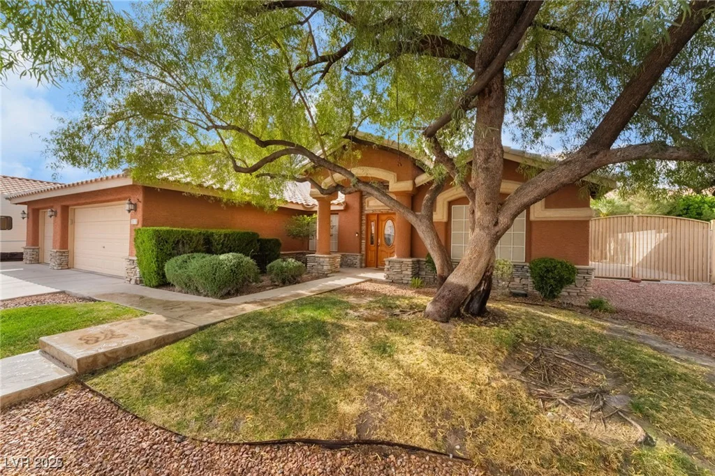 7517 Elk Meadows, Las Vegas, NV 89131