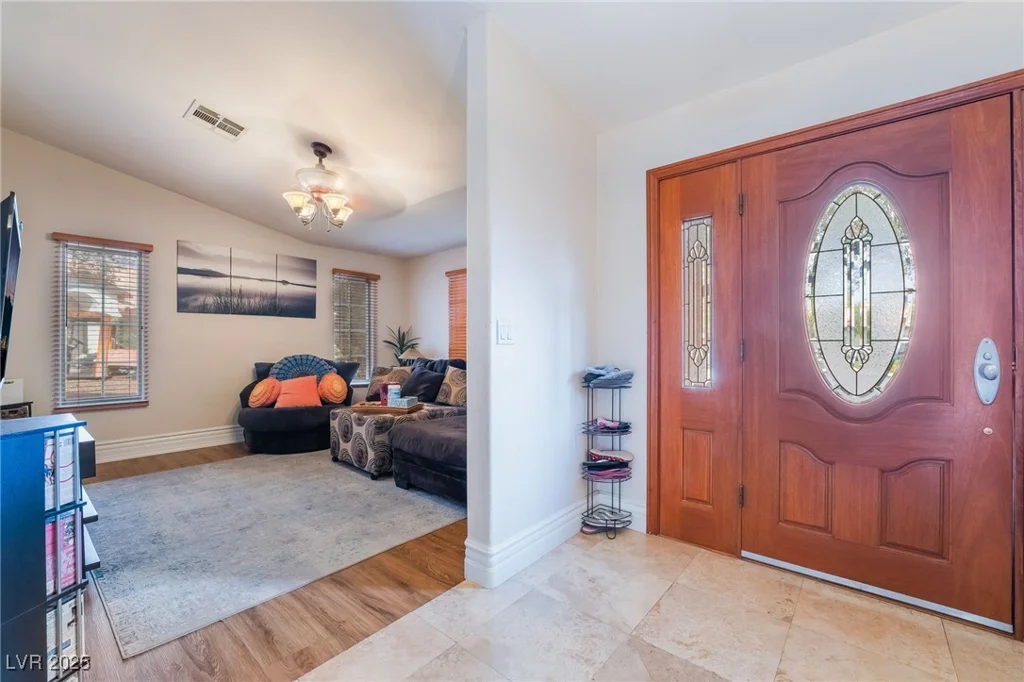 7517 Elk Meadows, Las Vegas, NV 89131