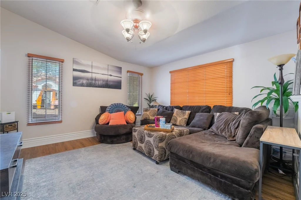 7517 Elk Meadows, Las Vegas, NV 89131