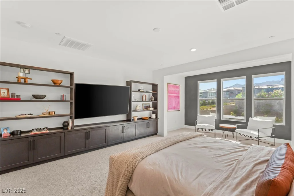 389 Red Feather Peak, Las Vegas, NV 89138