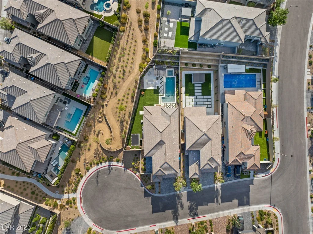 389 Red Feather Peak, Las Vegas, NV 89138