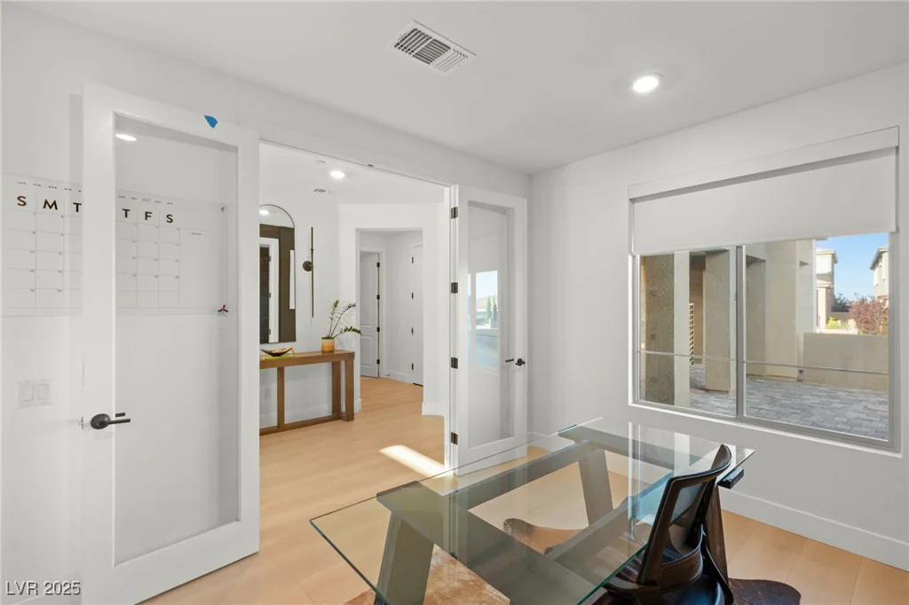 389 Red Feather Peak, Las Vegas, NV 89138