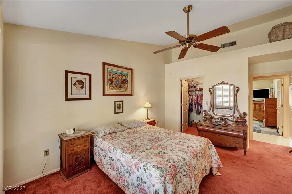 9912 Woodhouse, Las Vegas, NV 89134