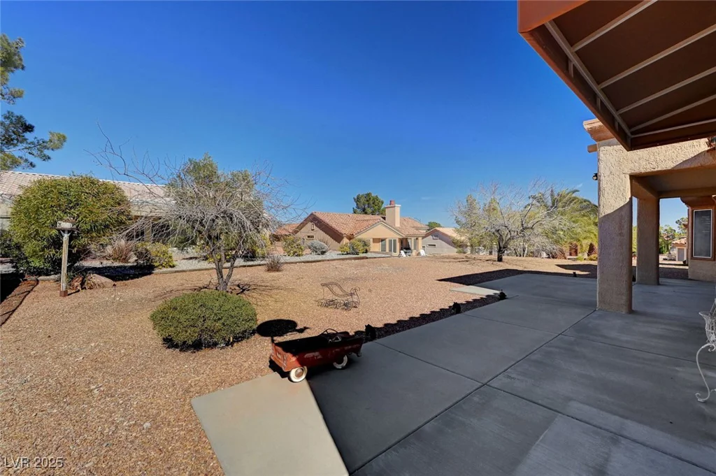 9912 Woodhouse, Las Vegas, NV 89134