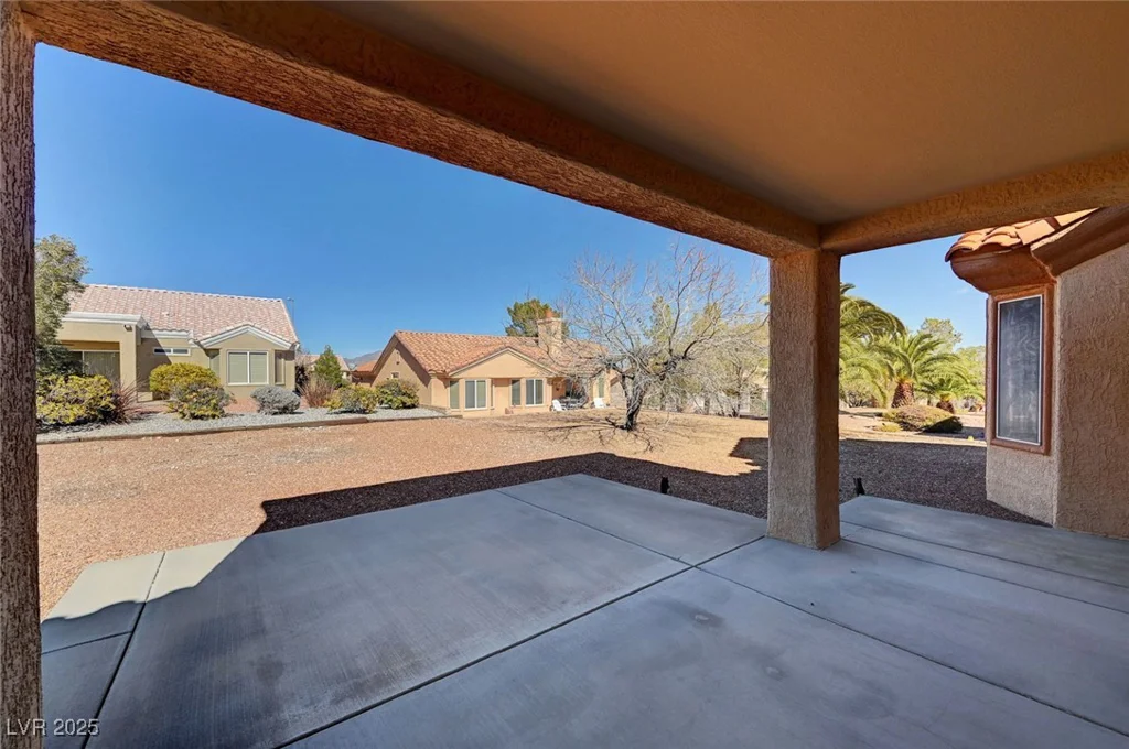 9912 Woodhouse, Las Vegas, NV 89134