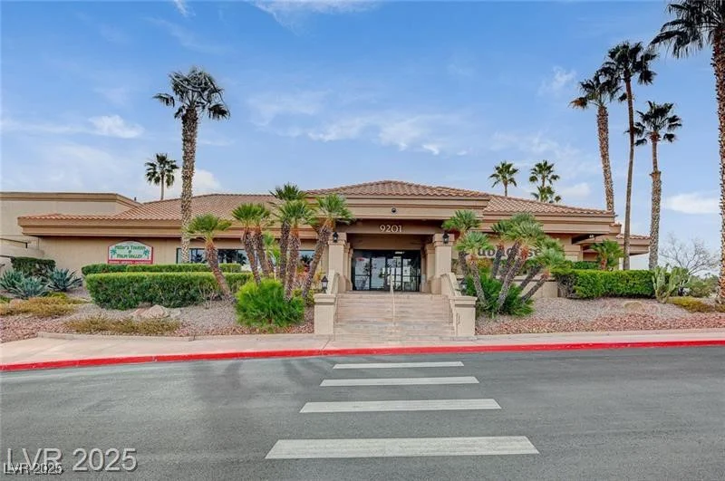 9912 Woodhouse, Las Vegas, NV 89134