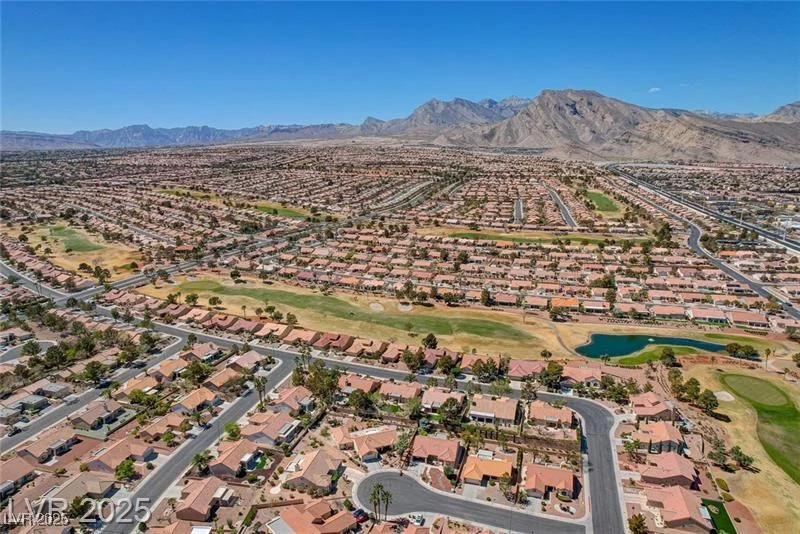 9912 Woodhouse, Las Vegas, NV 89134