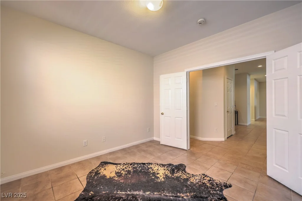 5889 Wildhorse Ledge, Las Vegas, NV 89131