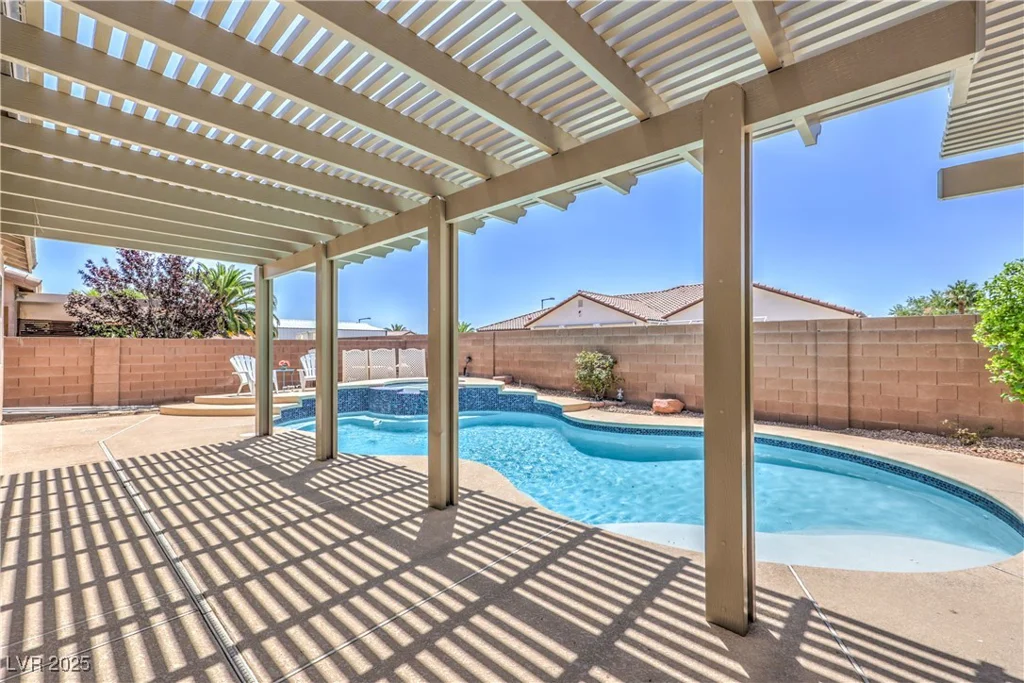 5889 Wildhorse Ledge, Las Vegas, NV 89131