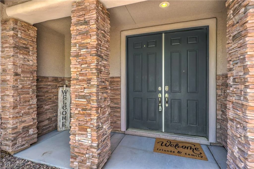 5889 Wildhorse Ledge, Las Vegas, NV 89131