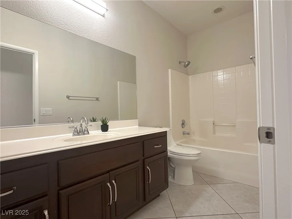 33 Hatten Bay, Henderson, NV 89012