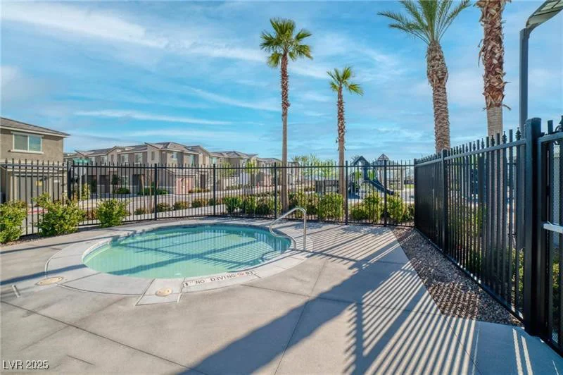 12112 Polar White, Las Vegas, NV 89183