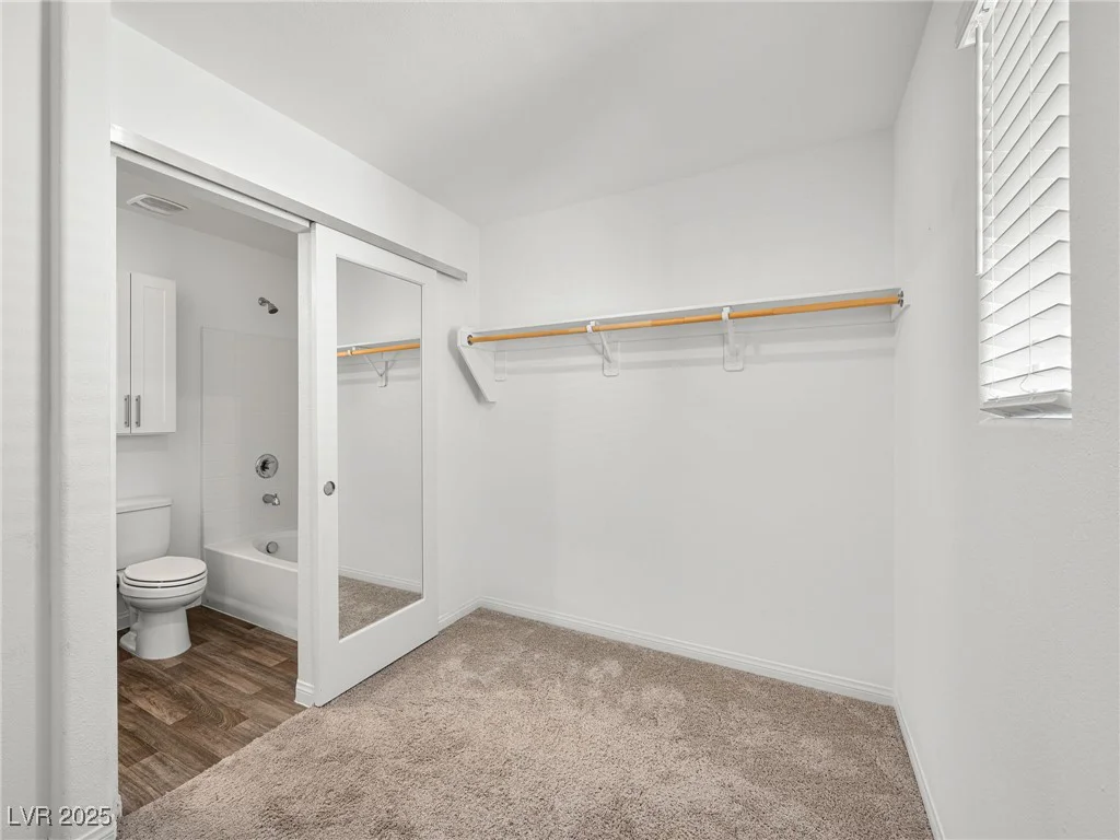 12112 Polar White, Las Vegas, NV 89183