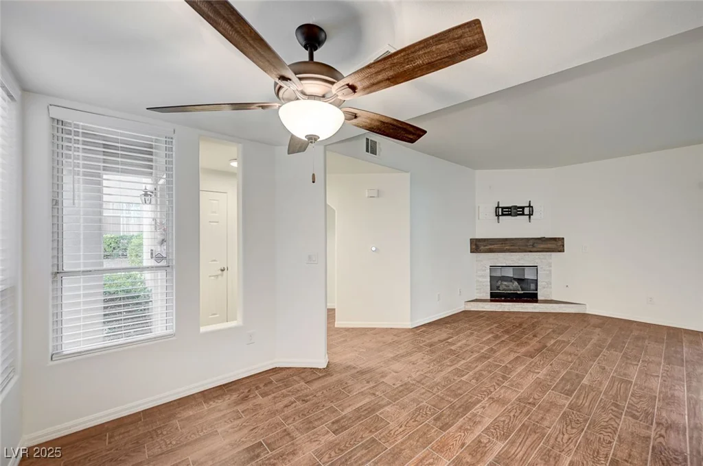 2050 Warm Springs, Henderson, NV 89014