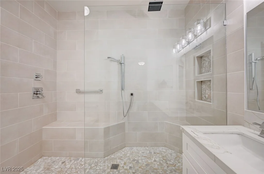 2050 Warm Springs, Henderson, NV 89014