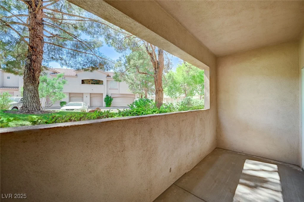 2050 Warm Springs, Henderson, NV 89014