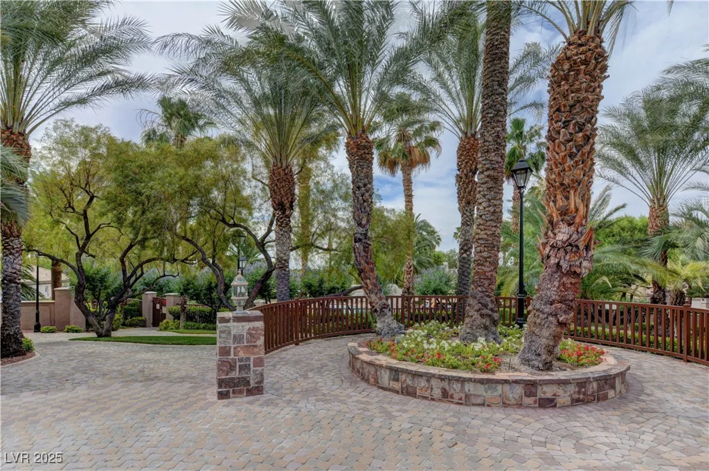 2050 Warm Springs, Henderson, NV 89014
