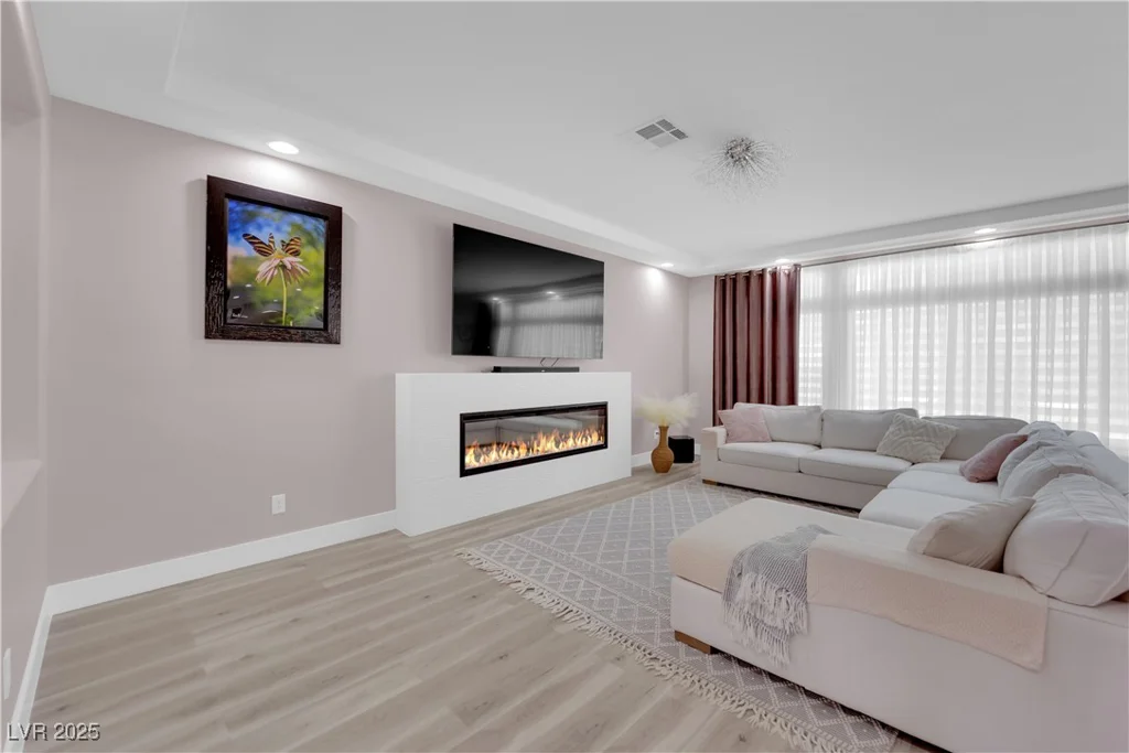 5788 Robin Ridge, Las Vegas, NV 89141