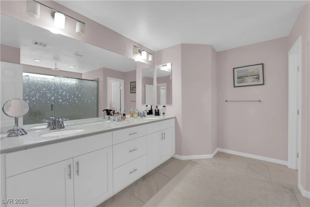 5788 Robin Ridge, Las Vegas, NV 89141