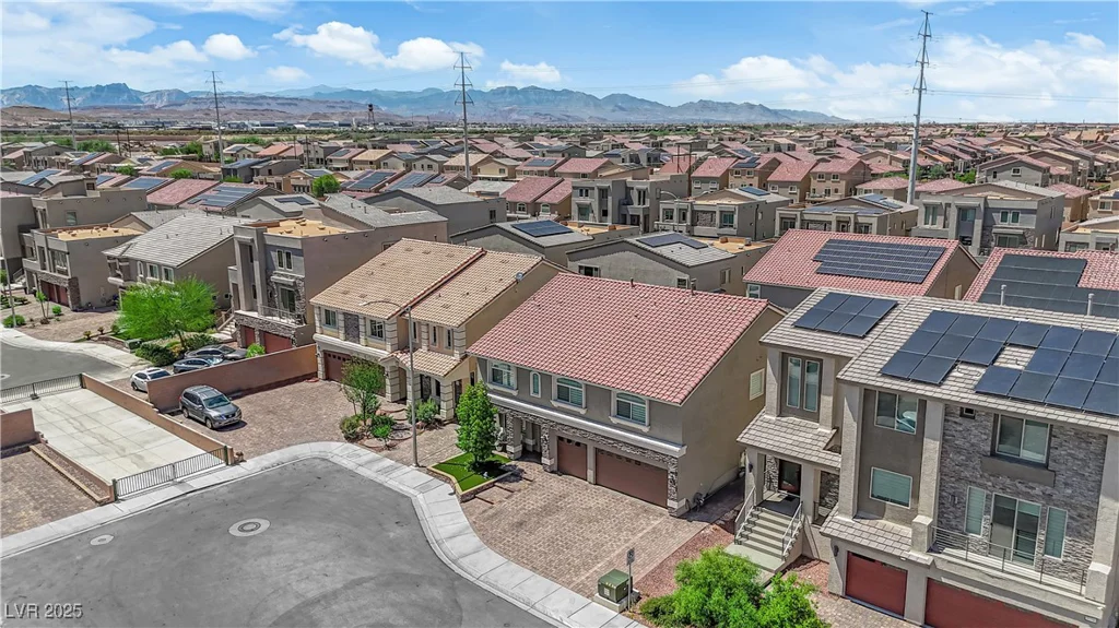 5788 Robin Ridge, Las Vegas, NV 89141