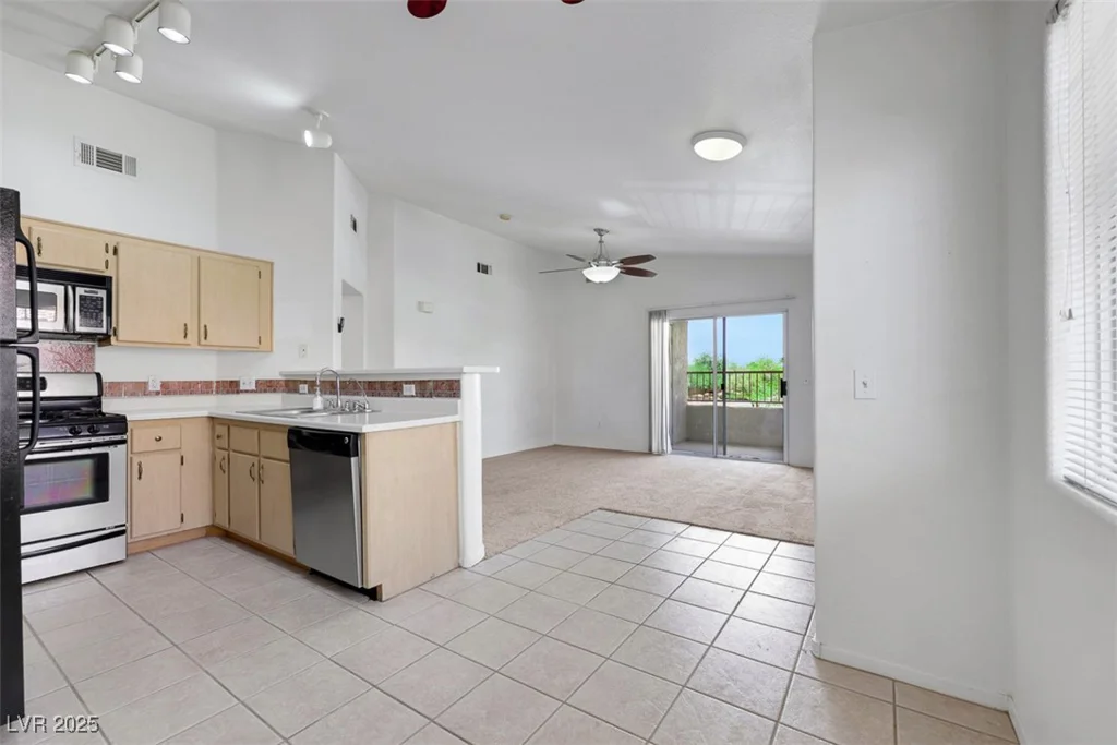 1881 Alexander, North Las Vegas, NV 89032