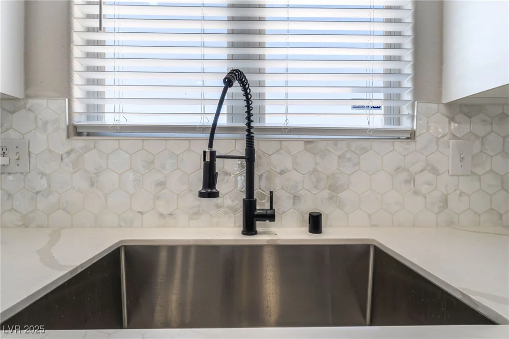 2625 Cattrack, North Las Vegas, NV 89081