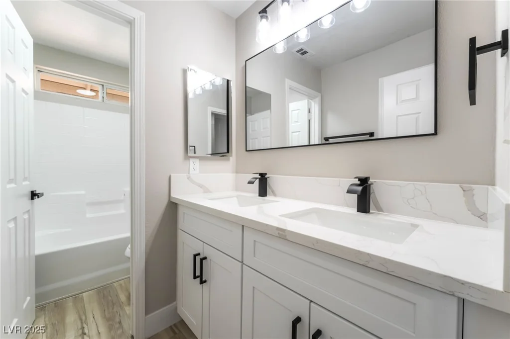 2625 Cattrack, North Las Vegas, NV 89081