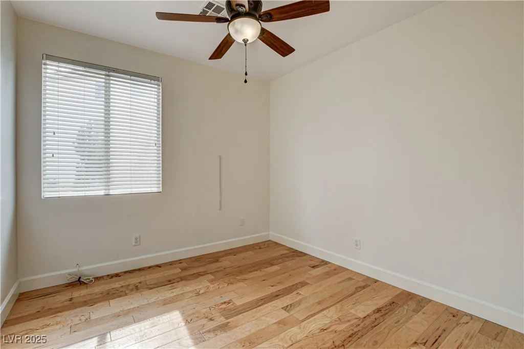 3200 Ridgecliff, Las Vegas, NV 89129